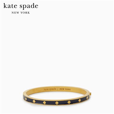 Kate Spade New York Spot The Spade Hinged Bangle Kc780 กำไลข้อมือ Shopee Thailand