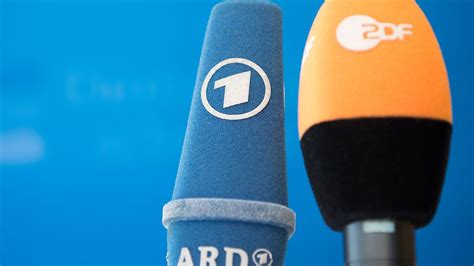 Rundfunkbeitrag Streit Ard Und Zdf Klagen F R H Heren Beitrag Erneut