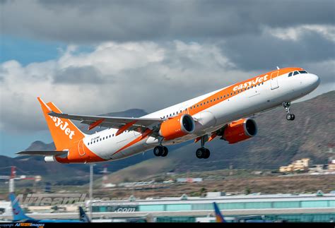 Airbus A321 251NX EasyJet G UZME AirTeamImages