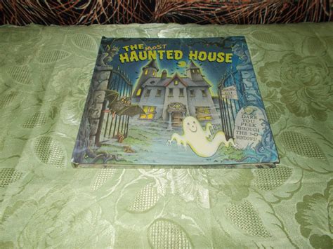 The Most Haunted House Dare You Peek Through The 3 D 72634197