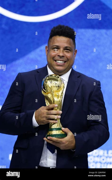 Brazilian soccer player ronaldo lima hi-res stock photography and images - Alamy