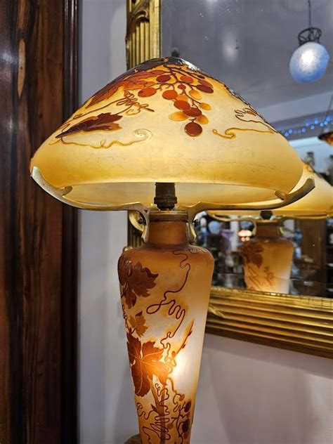 Emile Gallé Grande Lampe Champignon Aux Raisins Antiquités Art Nouveau