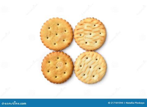 Galletas Saladas Aisladas Sobre Fondo Blanco Foto De Archivo Imagen