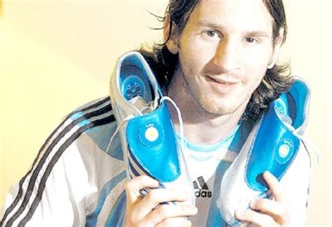 Toda La Evolución De Las Botas De Leo Messi Desde Su Debut Hasta Hoy