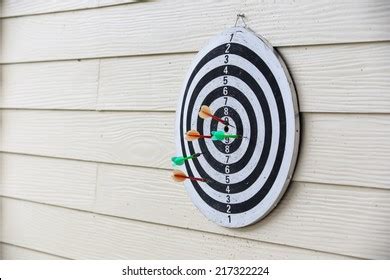 Dart Board Missed Target Royalty Free Images Stock Photos Pictures