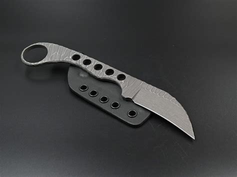 Edc Knife With Ring Handle Agressor Forge Works