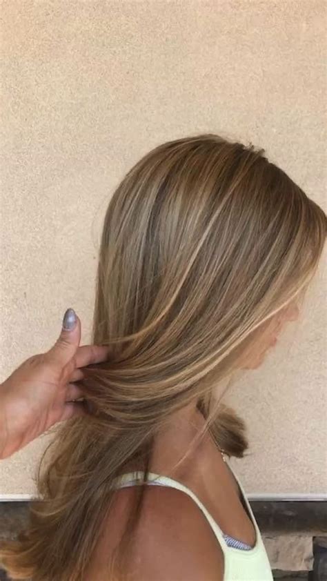 Brunette hair with blonde highlights Haare blond färben Haarschnitte lange blonde haare