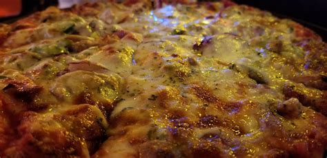 Best Pizza In Lake Geneva Updated Fall Pizza Oven Radar