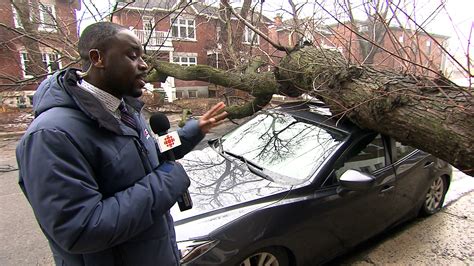 1 Dead Hundreds Of Thousands Still Without Power After Quebec Ice