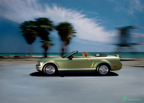 2005 Ford Mustang Convertible - HD Pictures @ carsinvasion.com