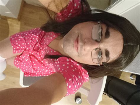 New Wig And Dress Nude Pics XHamster