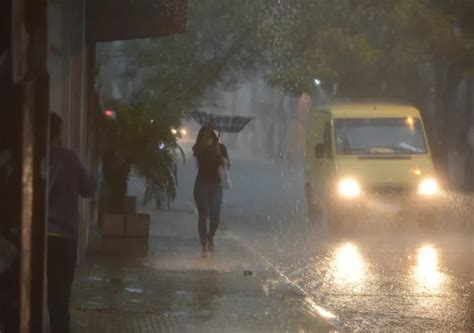 Meteorología Renueva Aviso Por Tormentas Eléctricas Y Alcanza A Ocho