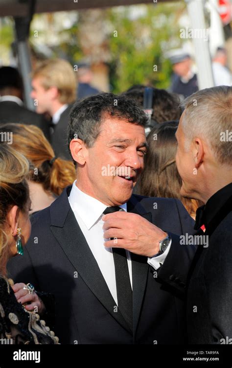 Antonio Banderas And Nicole Kimpel Attend The Closing Ceremony Red