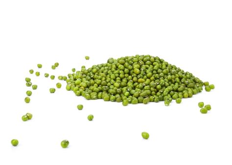 Premium Photo Mung Bean Vigna Radiata Seeds Isolated On White Background