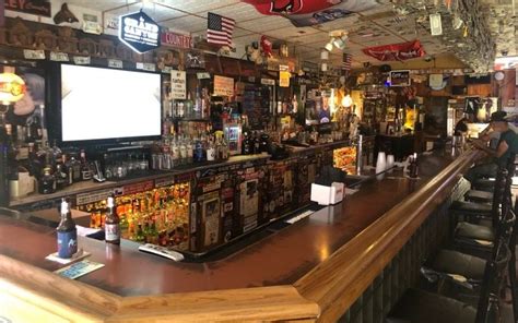 The Best Dive Bars In The Us A Guide For True Barflies Advanced Mixology