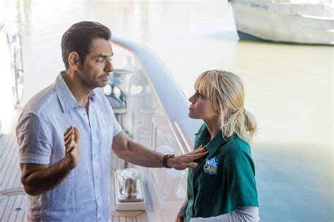 Bild Zu Anna Faris Overboard Bild Eugenio Derbez Anna Faris Foto