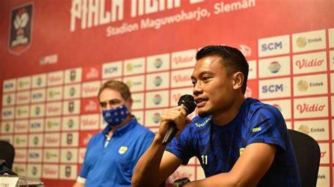 Dedi Kusnandar Menepi 3 Bulan Pemain Vital Persib Bandung Alami Cedera