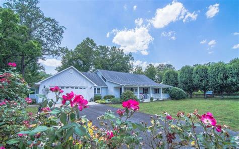 419 River Oaks Dr Hayesville NC 28904 Realtor