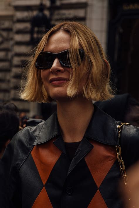 taglio di capelli wolf cut donna 6