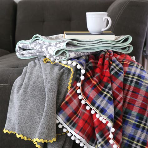 How To Make Gorgeous Diy Fleece Blankets Its So Easy Its Always