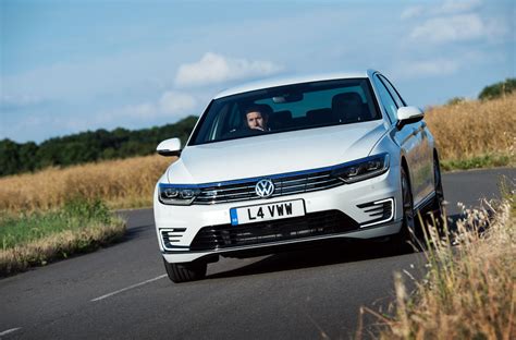 VW’s Plug-In Hybrid Passat GTE Priced From £36,525 In The UK [50 Pics ...