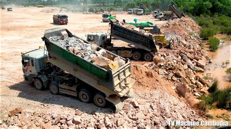 Best Techniques Driver Skills Powerful Dozer Pushing And Wheels Dump