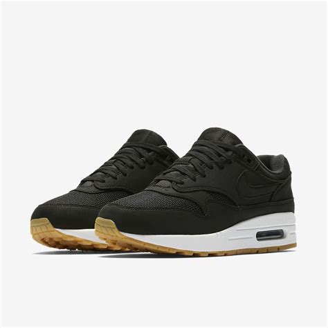 Nike Mens Air Max Black Gum Trainers