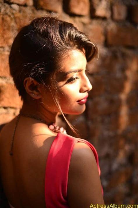 Tamil Actress Ashna Zaveri Latest Gallery Actress Album