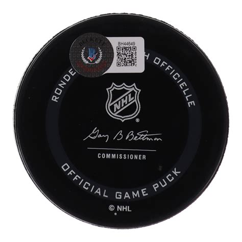 Ray Bourque Signed Avalanche Logo Hockey Puck Beckett Pristine Auction