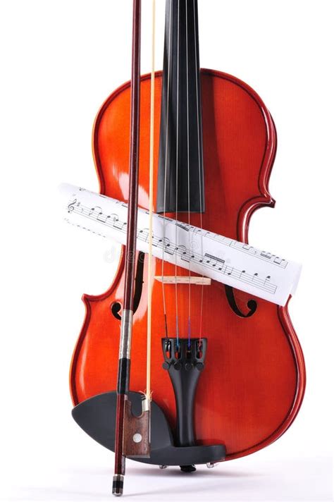 Violino E Arco Violino Fechar Em Fundo Branco Foto De Stock Imagem De