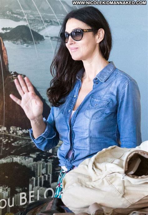 Famous And Uncensored Monica Bellucci High Resolution Posing Hot