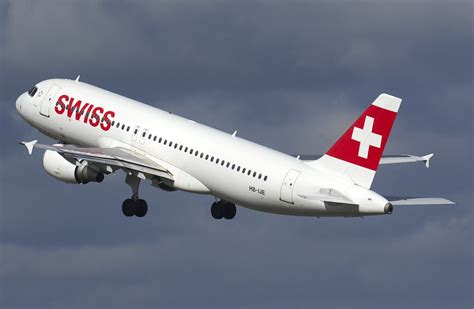 Hb Ije Swiss Airbus A C N Arosa Ex Tc Jli Flickr