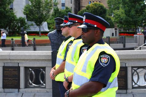 Ontario Police Officer Burnout On The Rise Pao Canadian Hr Reporter