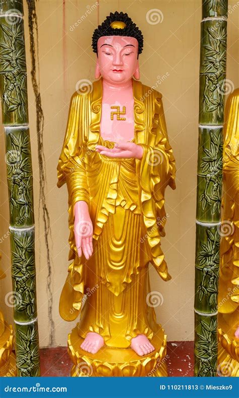 Buddha Statue in Kek Lok Si Temple, Penang Stock Image - Image of ...