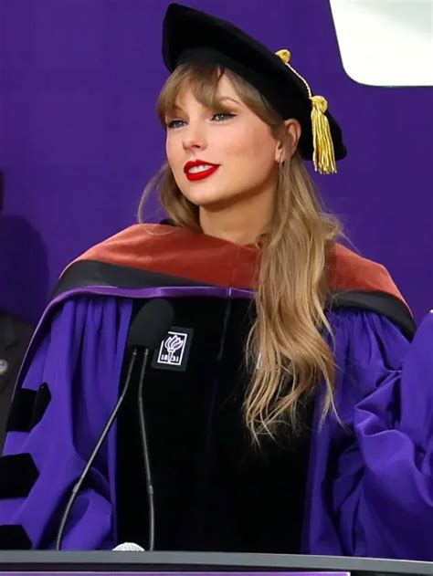 Taylor Swift Best Quotes From Nyu Graduation Speech Morning Lazziness