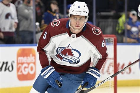 Sabres Sign Defensemen Erik Johnson Connor Clifton In Free Agency