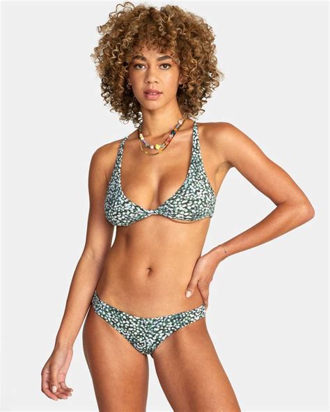 Go Crazy For Daisies The Daisy Jane Crossback Bikini Top Fuels Your