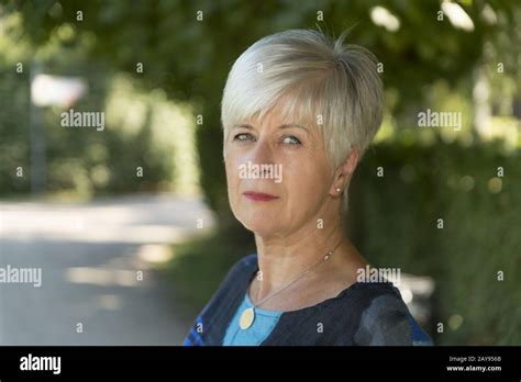 Pelo Blanco Fotograf As E Im Genes De Alta Resoluci N Alamy