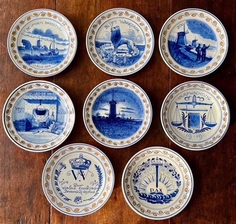 Porceleyne Fles Royal Delft Holland Acht Oorlogsbordjes Delfts