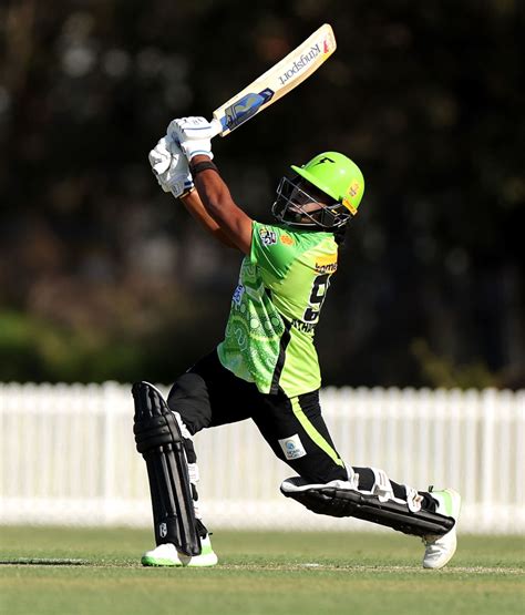 Chamari Athapaththu led Thunder's surge to victory | ESPNcricinfo.com