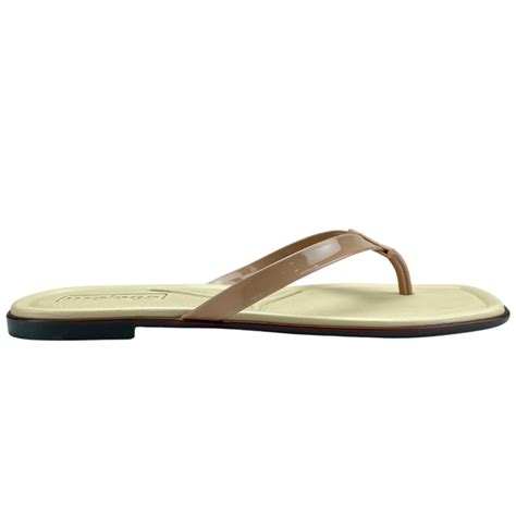 Rasteira Moleca Verniz Fresh Neo Nude Feminina Bege