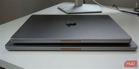 15-Inch MacBook Air vs 14-Inch MacBook Pro: Which Is Right for You?