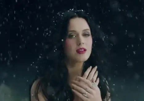 Katy Perry - 'Unconditionally' Music Video ⋆ Starmometer