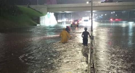 Fuertes lluvias causaron inundaciones y cortes eléctricos en la Gran