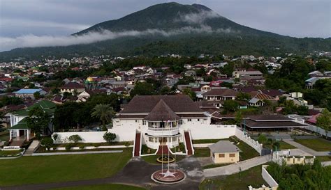 Wajah Baru Kedaton Kesultanan Ternate