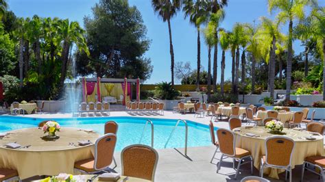 Deluxe Event Space In Long Beach At The Marriott Long Beach Business Hotel