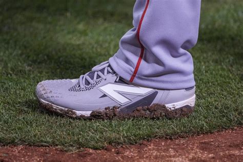 What Pros Wear Shohei Ohtani S New Balance Cleats Pe What