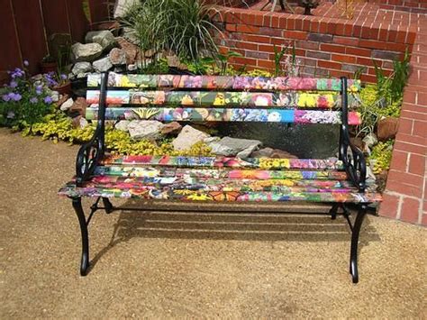 Unique Wooden Bench Decorating Ideas To Personalize Yard Landscaping