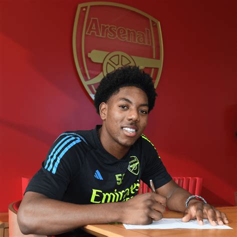 Top Arsenal Talent Signs New Long Term Contract