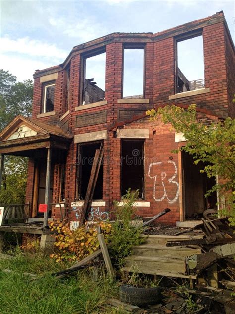 Destroyed Brick House Stock Image Image Of Roof Destroyed 92366599